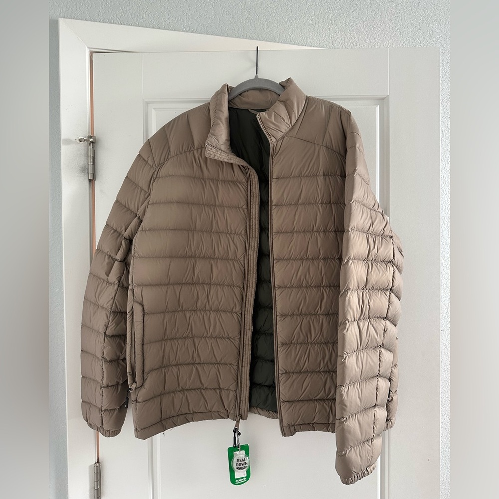 Solaris Lightweight Natural Down Coat- Men’s Large